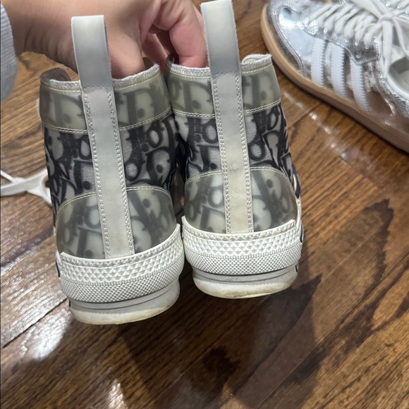 Dior - Picture 3 of 5